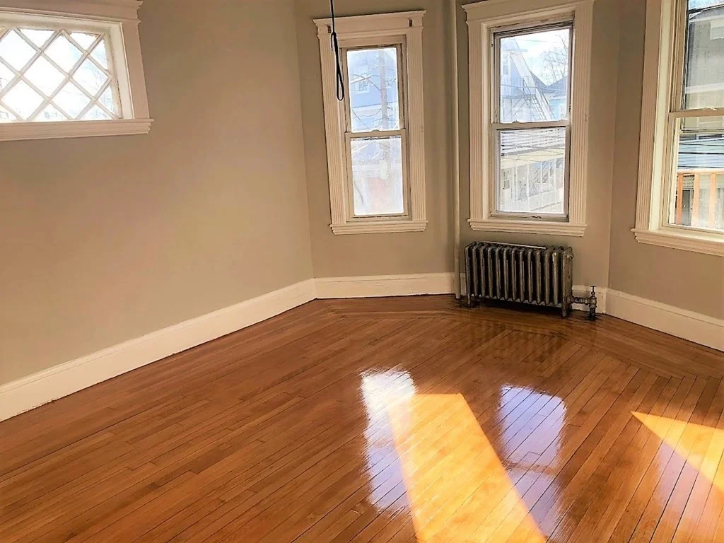 3 bed, 1 bath apartment for rent at 19 Arden St Unit 2, Allston