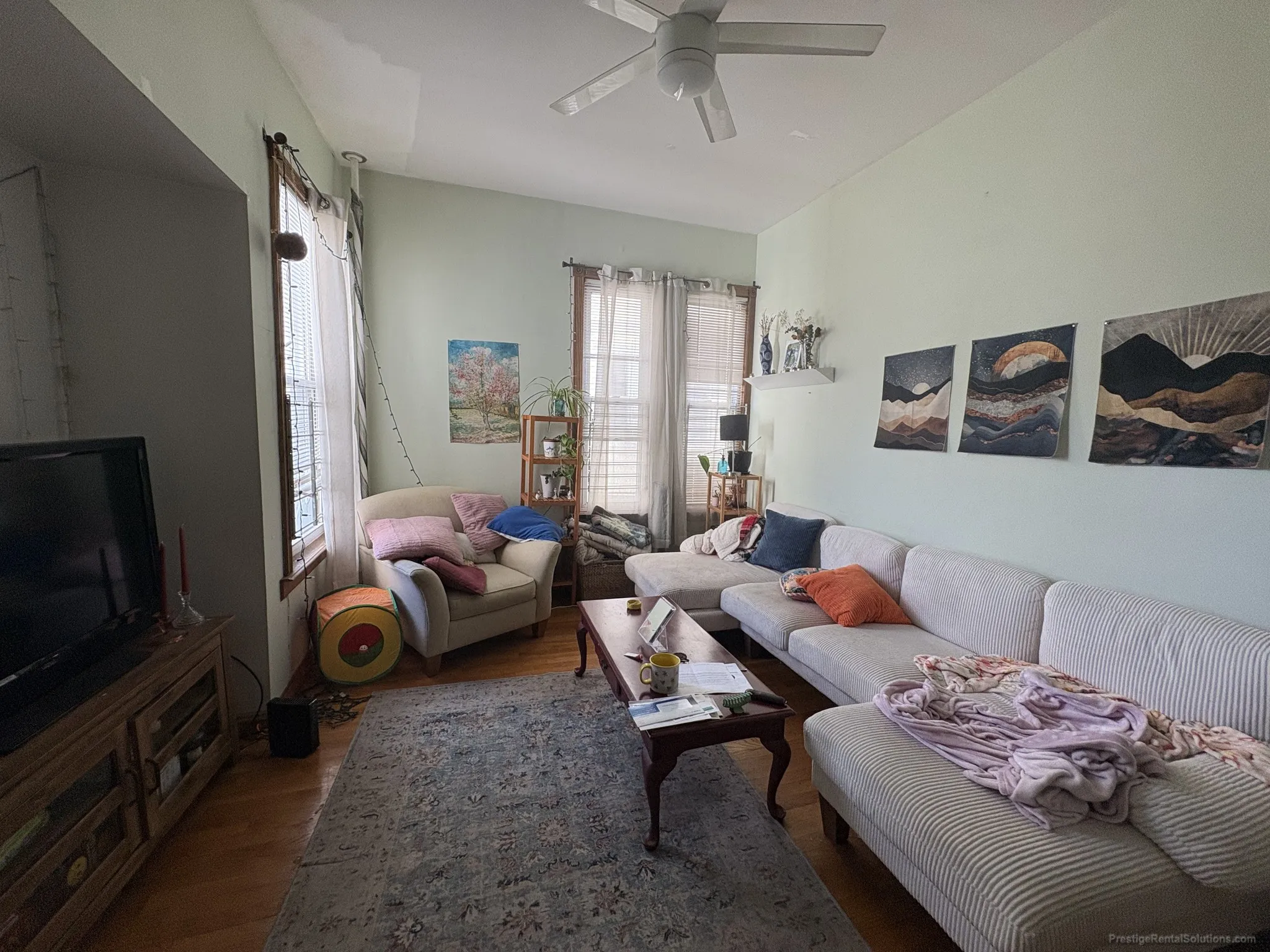 4 bed, 2 bath apartment for rent at 19 Ashford St Unit 1, Allston — photo 3 of 20