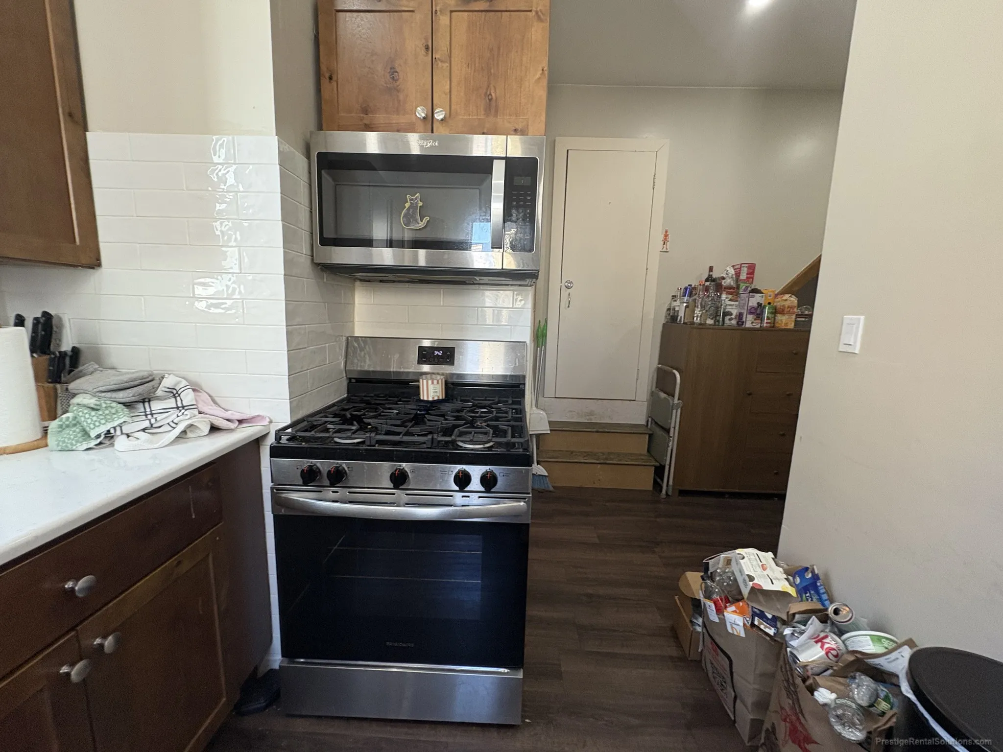 4 bed, 2 bath apartment for rent at 19 Ashford St Unit 1, Allston — photo 2 of 20