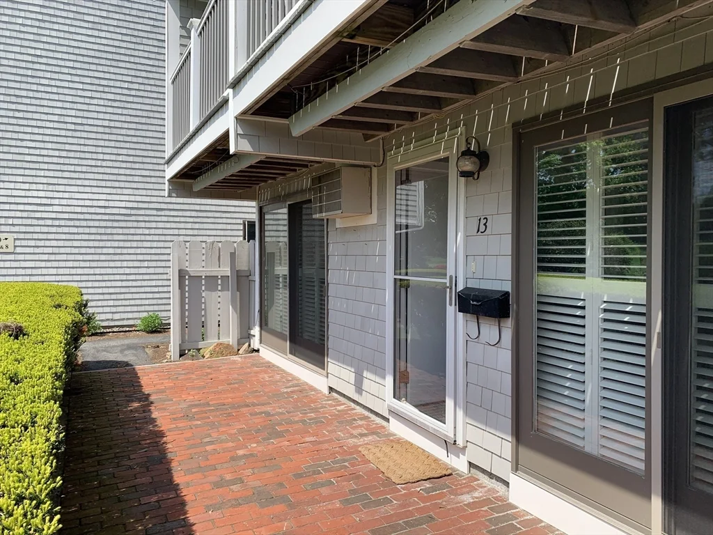 2 bed, 1 bath apartment for rent at 19 Atlantic Rd Unit 13, Gloucester — photo 1 of 15