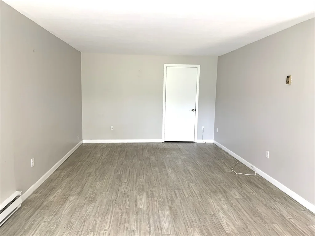 2 bed, 1 bath apartment for rent at 19 Atlantic Rd Unit 13, Gloucester — photo 8 of 15
