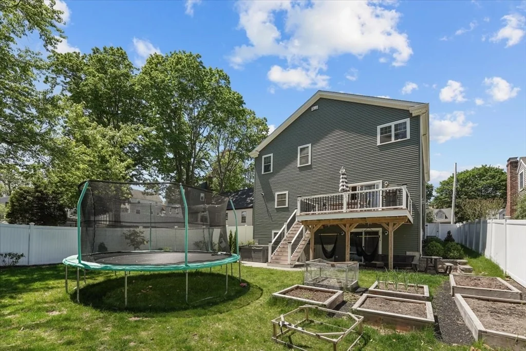 4 bed, 4+ bath apartment for rent at 19 Baldwin Rd, Waltham — photo 34 of 34