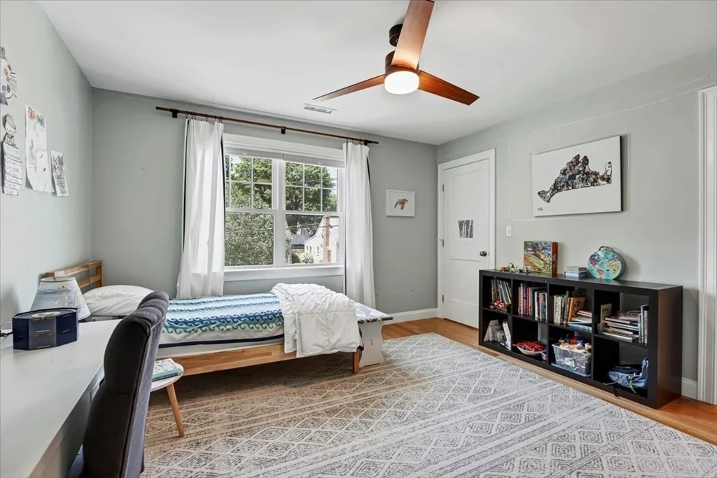 4 bed, 4+ bath apartment for rent at 19 Baldwin Rd, Waltham — photo 18 of 34