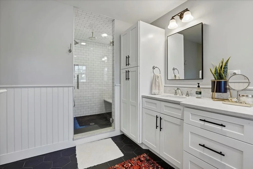 4 bed, 4+ bath apartment for rent at 19 Baldwin Rd, Waltham — photo 14 of 34