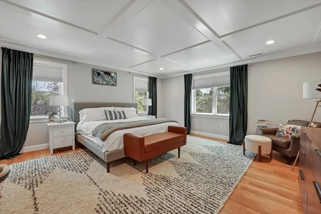 4 bed, 4+ bath apartment for rent at 19 Baldwin Rd, Waltham — photo 12 of 34