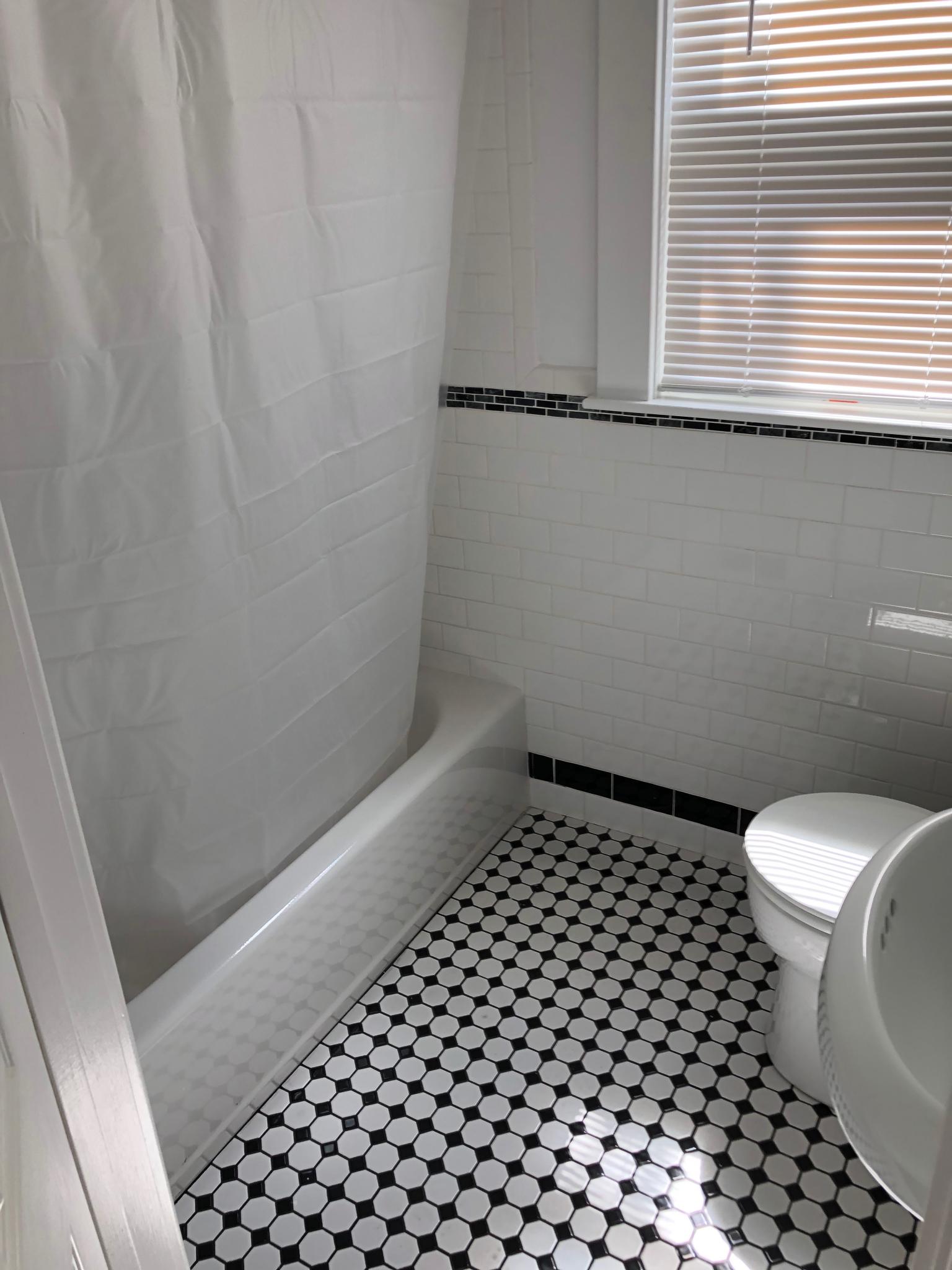 3 bed, 2 bath apartment for rent at 19 Banks St Unit 1, Banks Square — photo 9 of 10