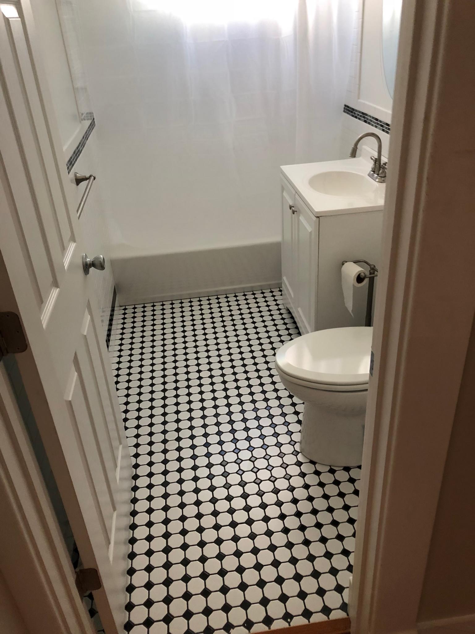 3 bed, 2 bath apartment for rent at 19 Banks St Unit 1, Banks Square — photo 8 of 10