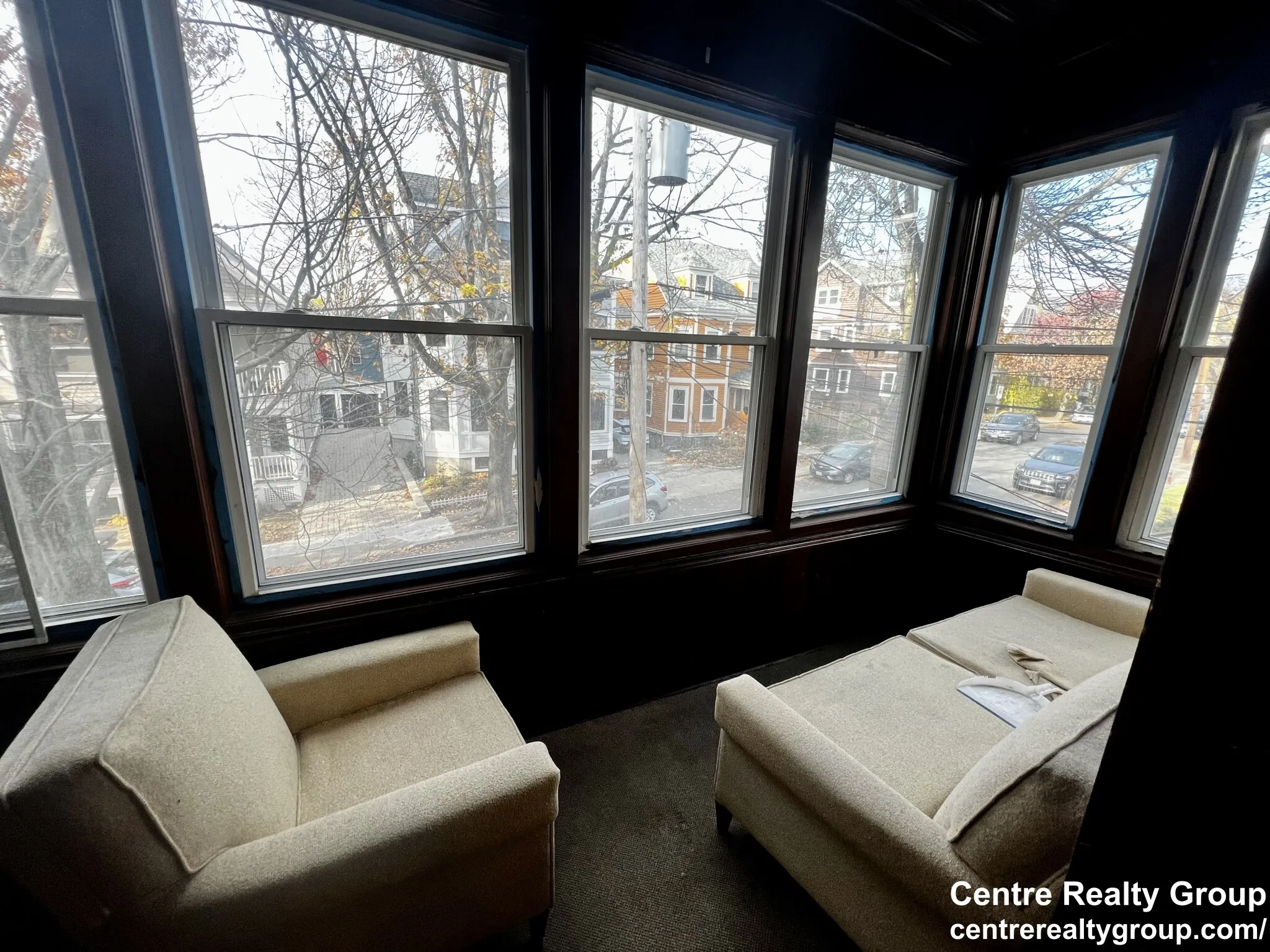 5 bed, 2 bath apartment for rent at 19 Banks St Unit 2, Spring Hill — photo 6 of 13