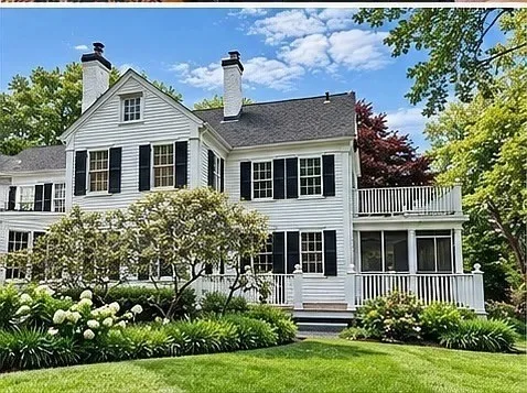 5 bed, 4+ bath apartment for rent at 19 Bedford Rd, Lincoln — photo 2 of 15