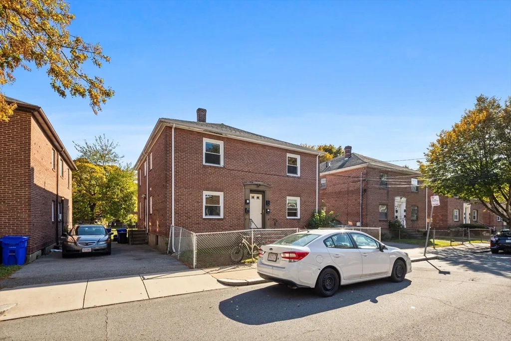 1 bed, 1 bath apartment for rent at 19 Beechcroft St Unit 2, Oak Square — photo 15 of 15