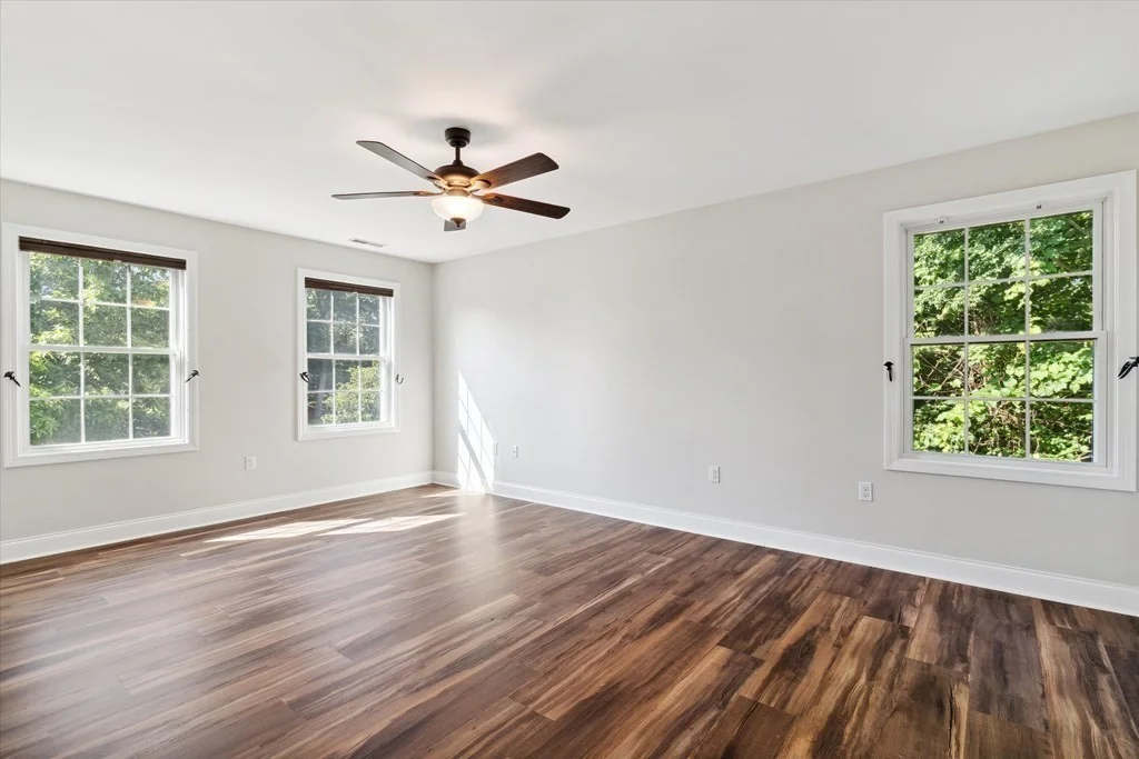 4 bed, 2 bath apartment for rent at 19 Benjamin Ln, Reading — photo 25 of 42