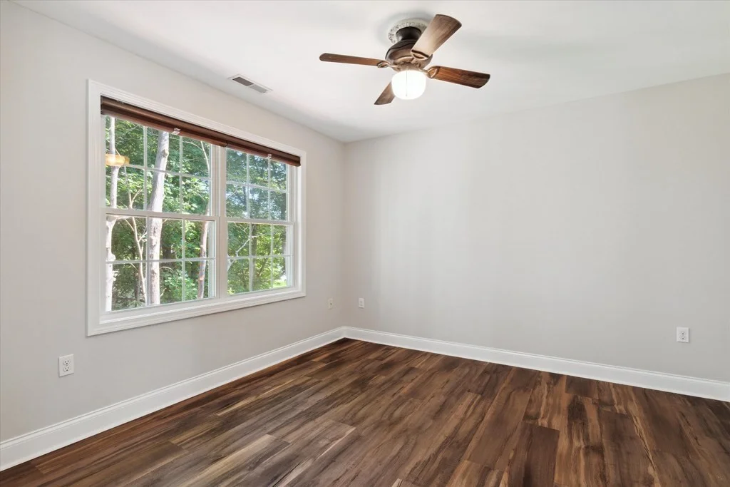 4 bed, 2 bath apartment for rent at 19 Benjamin Ln, Reading — photo 22 of 42