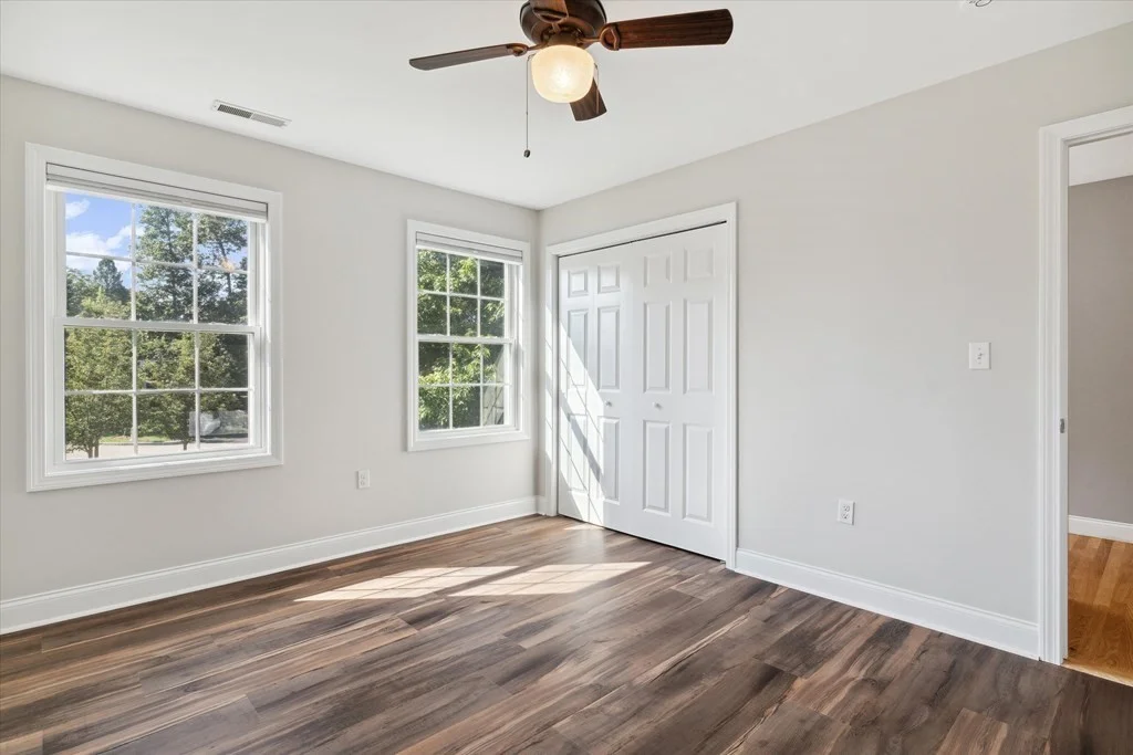 4 bed, 2 bath apartment for rent at 19 Benjamin Ln, Reading — photo 20 of 42