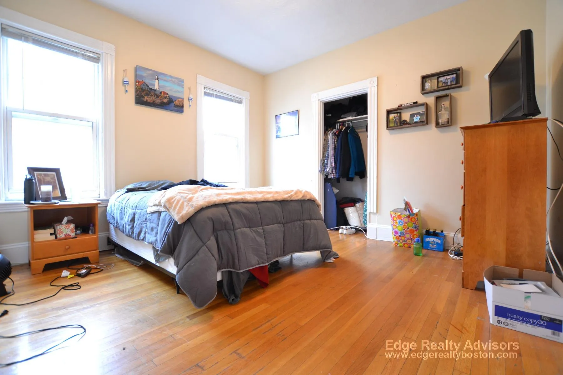 5 bed, 3 bath apartment for rent at 19 Bennett St Unit 1, Brighton — photo 6 of 15