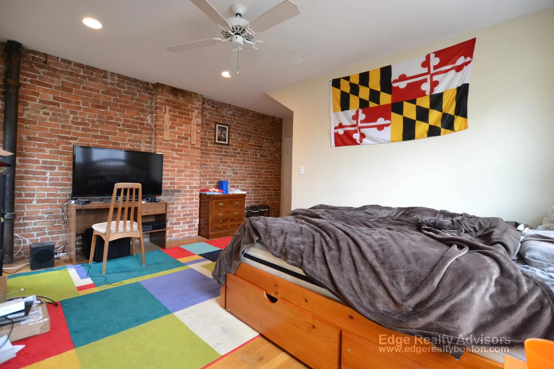 5 bed, 3 bath apartment for rent at 19 Bennett St Unit 1, Brighton — photo 1 of 15