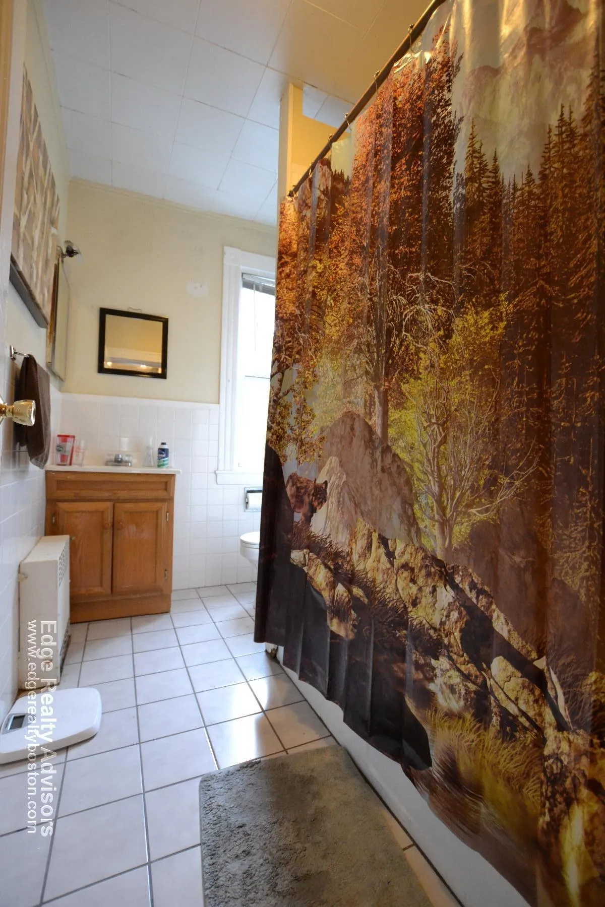 5 bed, 3 bath apartment for rent at 19 Bennett St Unit 1, Brighton — photo 11 of 15
