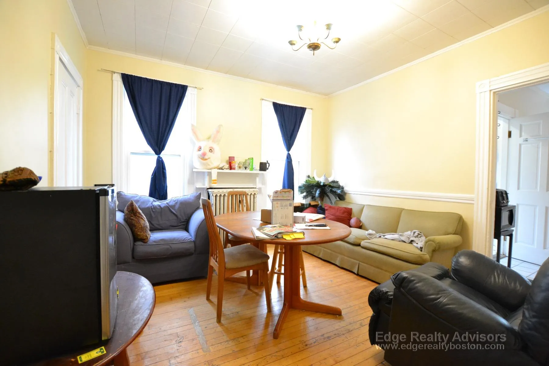 5 bed, 3 bath apartment for rent at 19 Bennett St Unit 1, Brighton — photo 7 of 15