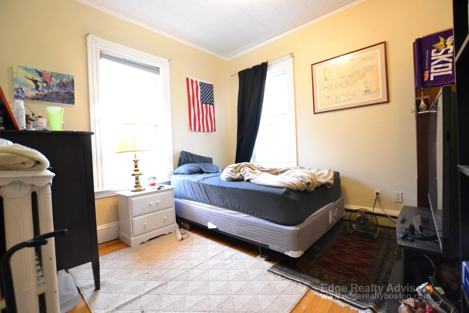 5 bed, 3 bath apartment for rent at 19 Bennett St Unit 1, Brighton — photo 13 of 15