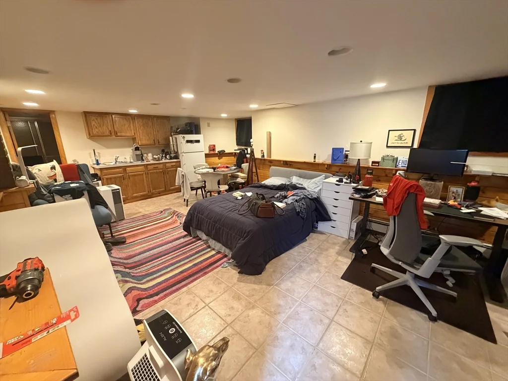 3 bed, 2 bath apartment for rent at 19 Berkeley St Unit 1, Spring Hill — photo 11 of 12