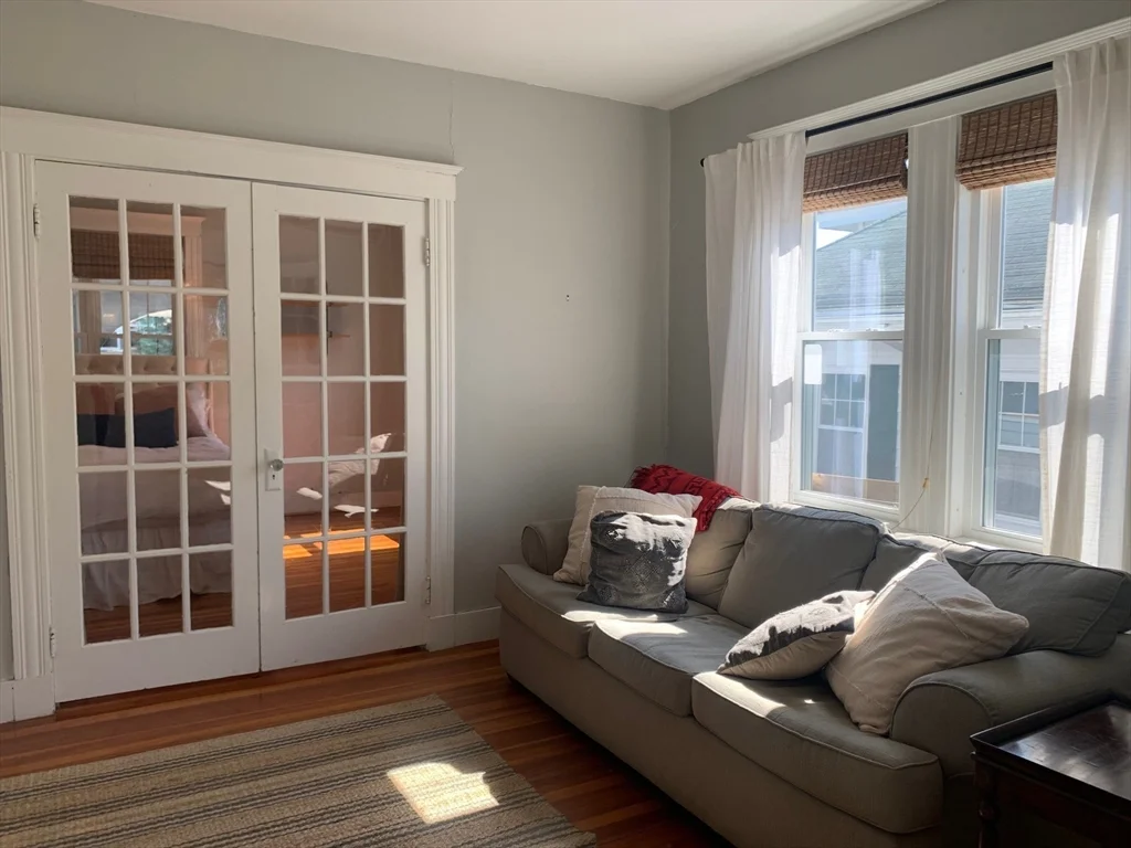 3 bed, 2 bath apartment for rent at 19 Bexley Rd Unit 1, Roslindale — photo 6 of 19