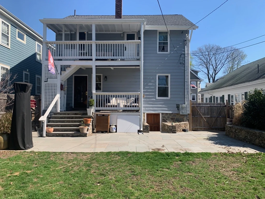 3 bed, 2 bath apartment for rent at 19 Bexley Rd Unit 1, Roslindale — photo 17 of 19