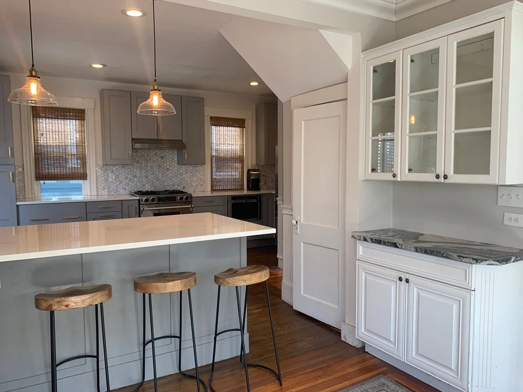 3 bed, 2 bath apartment for rent at 19 Bexley Rd Unit 1, Roslindale — photo 2 of 19
