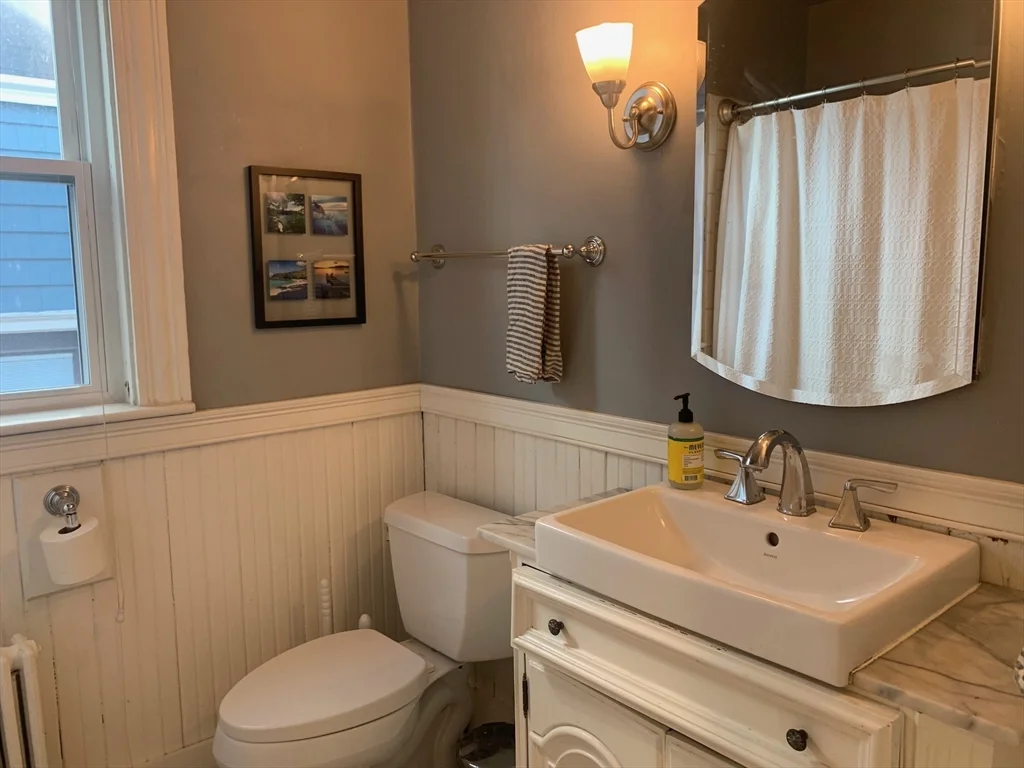 3 bed, 2 bath apartment for rent at 19 Bexley Rd Unit 1, Roslindale — photo 15 of 19