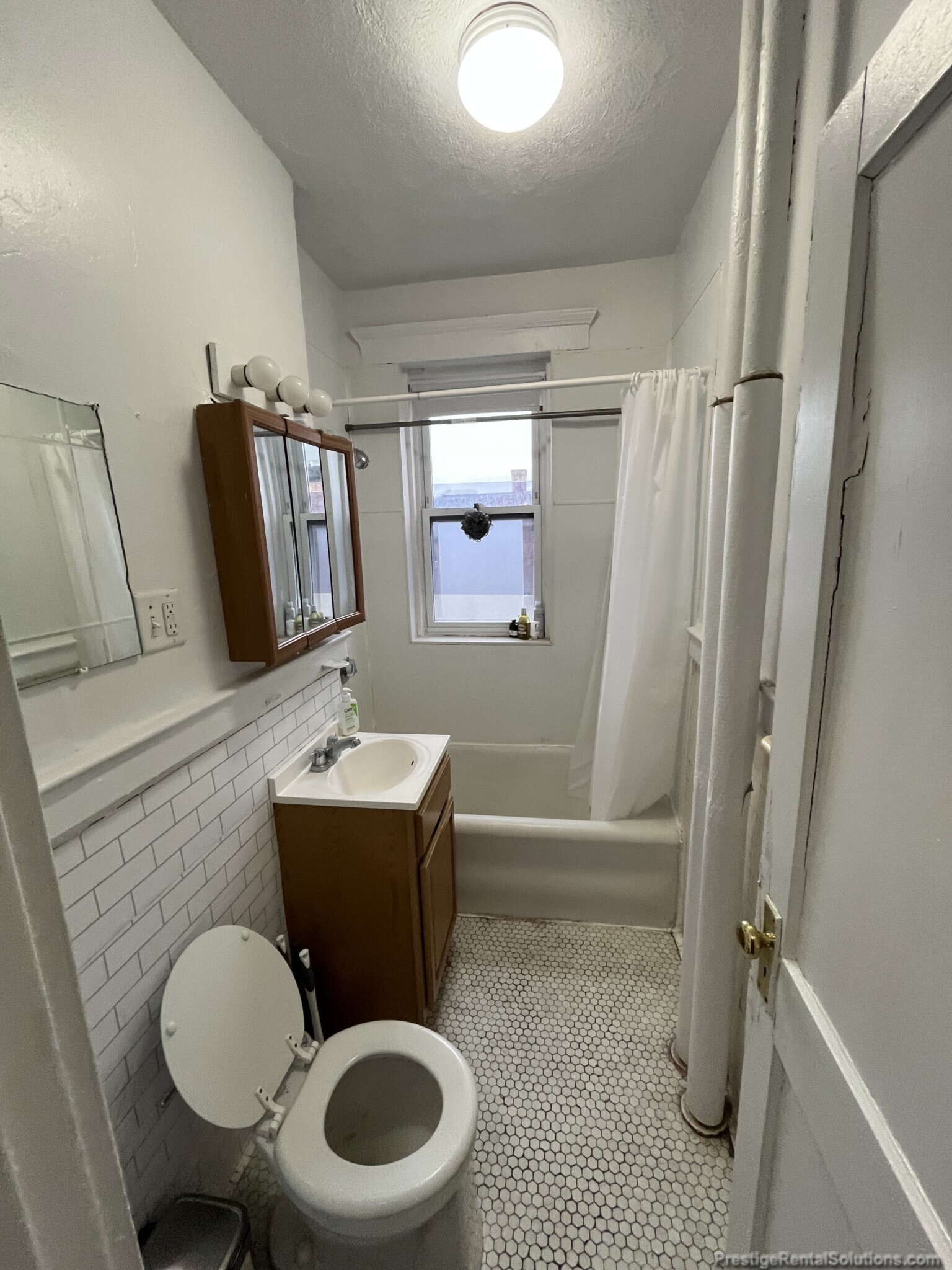 1 bed, 1 bath apartment for rent at 19 Boylston Pl Unit 19, Boston Downtown — photo 13 of 13
