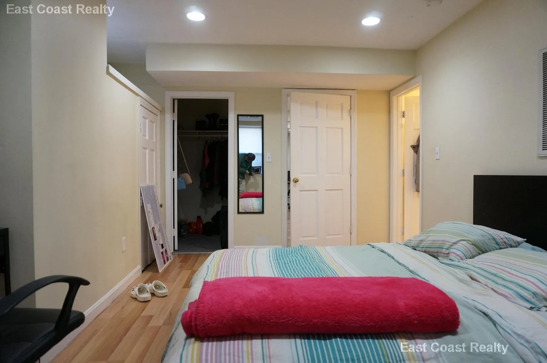 3 bed, 2 bath apartment for rent at 19 Braemore Rd Unit 1, Brighton — photo 14 of 21
