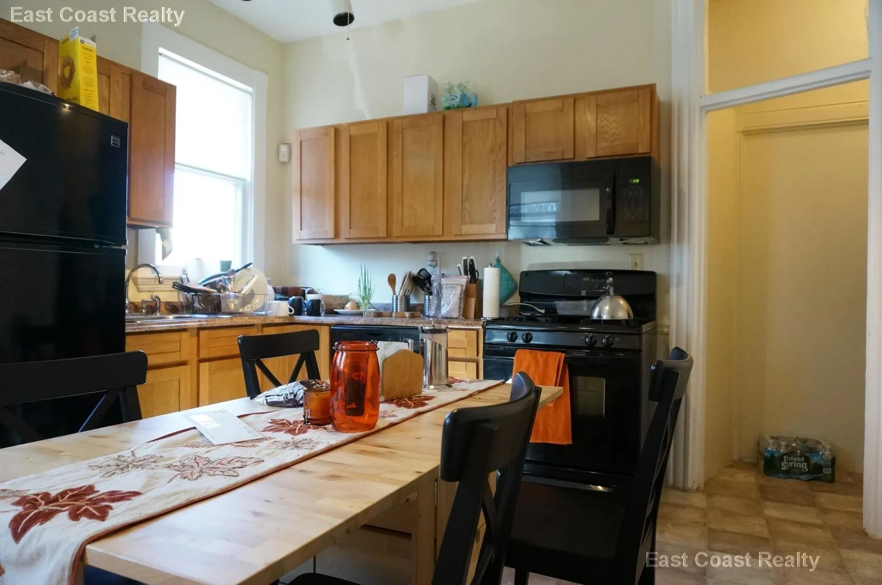 3 bed, 2 bath apartment for rent at 19 Braemore Rd Unit 1, Brighton — photo 5 of 21