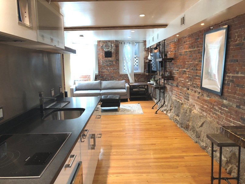 Studio bed, 1 bath apartment for rent at 19 Branch St Unit B, Beacon Hill — photo 7 of 16