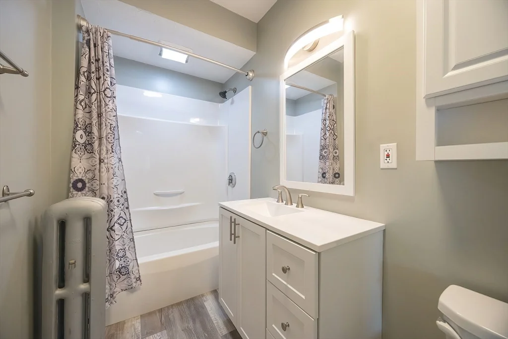 3 bed, 1 bath apartment for rent at 19 Brantwood Rd Unit 2, Worcester — photo 14 of 25