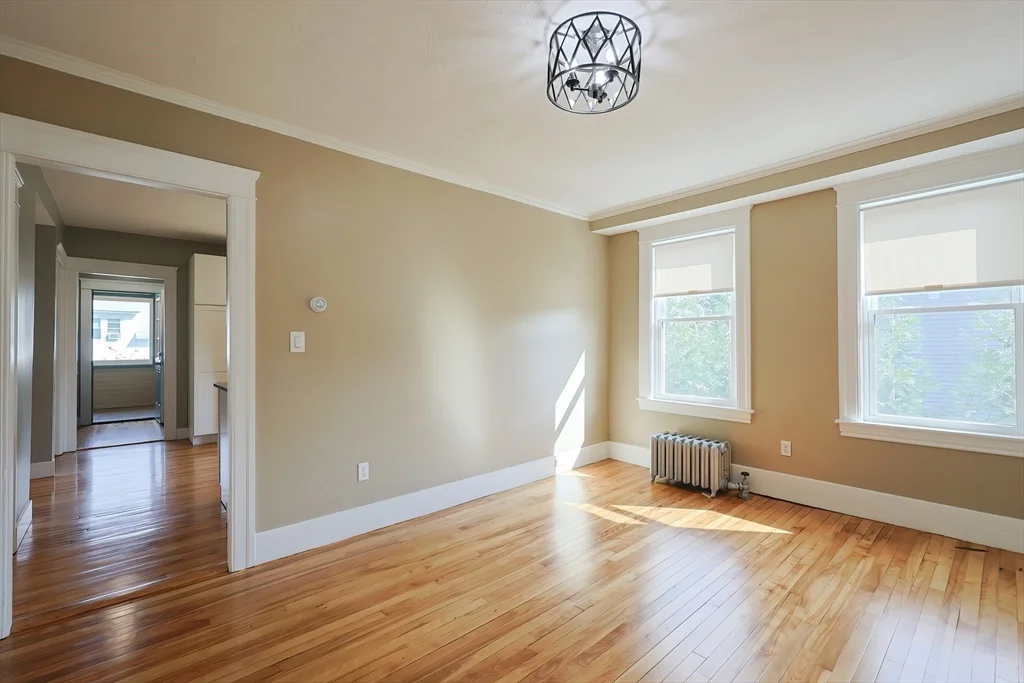 3 bed, 1 bath apartment for rent at 19 Brantwood Rd Unit 2, Worcester — photo 9 of 25