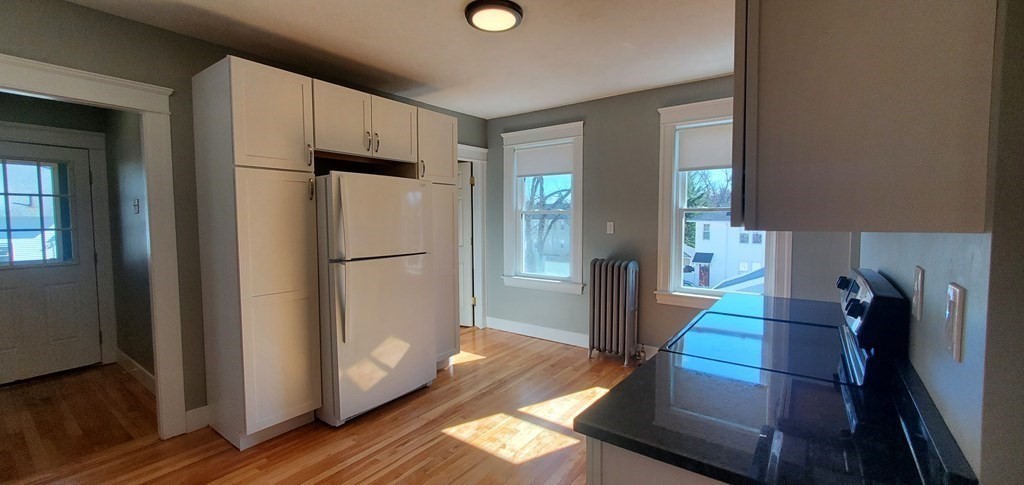 3 bed, 1 bath apartment for rent at 19 Brantwood Rd Unit 2Pl, Worcester — photo 2 of 13