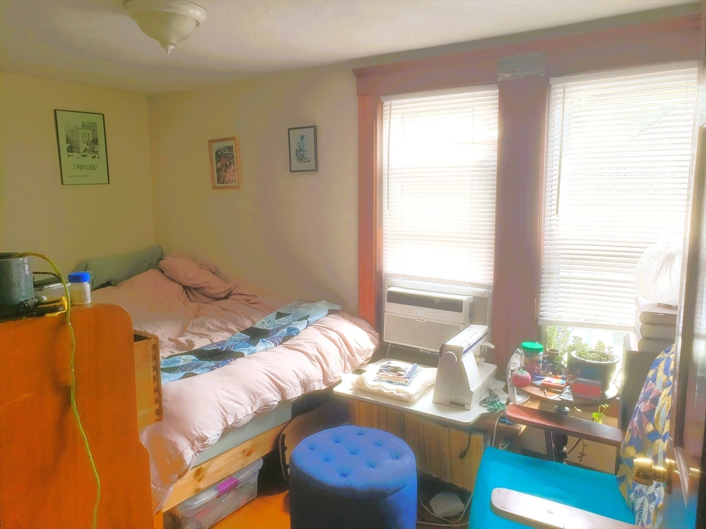 2 bed, 1 bath apartment for rent at 19 Burnside Ave Unit 3, Spring Hill — photo 6 of 30
