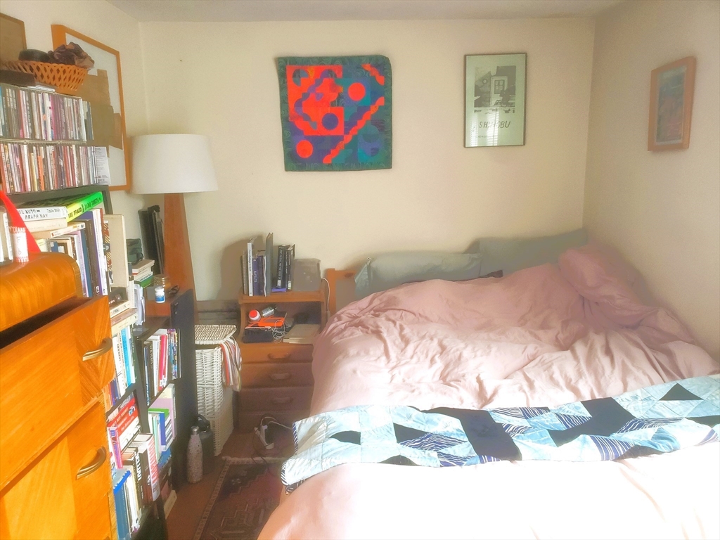 2 bed, 1 bath apartment for rent at 19 Burnside Ave Unit 3, Spring Hill — photo 8 of 30
