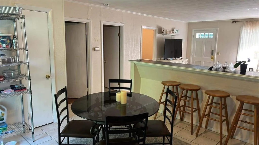 2 bed, 1 bath apartment for rent at 19 C St Unit 4, Westport — photo 4 of 11