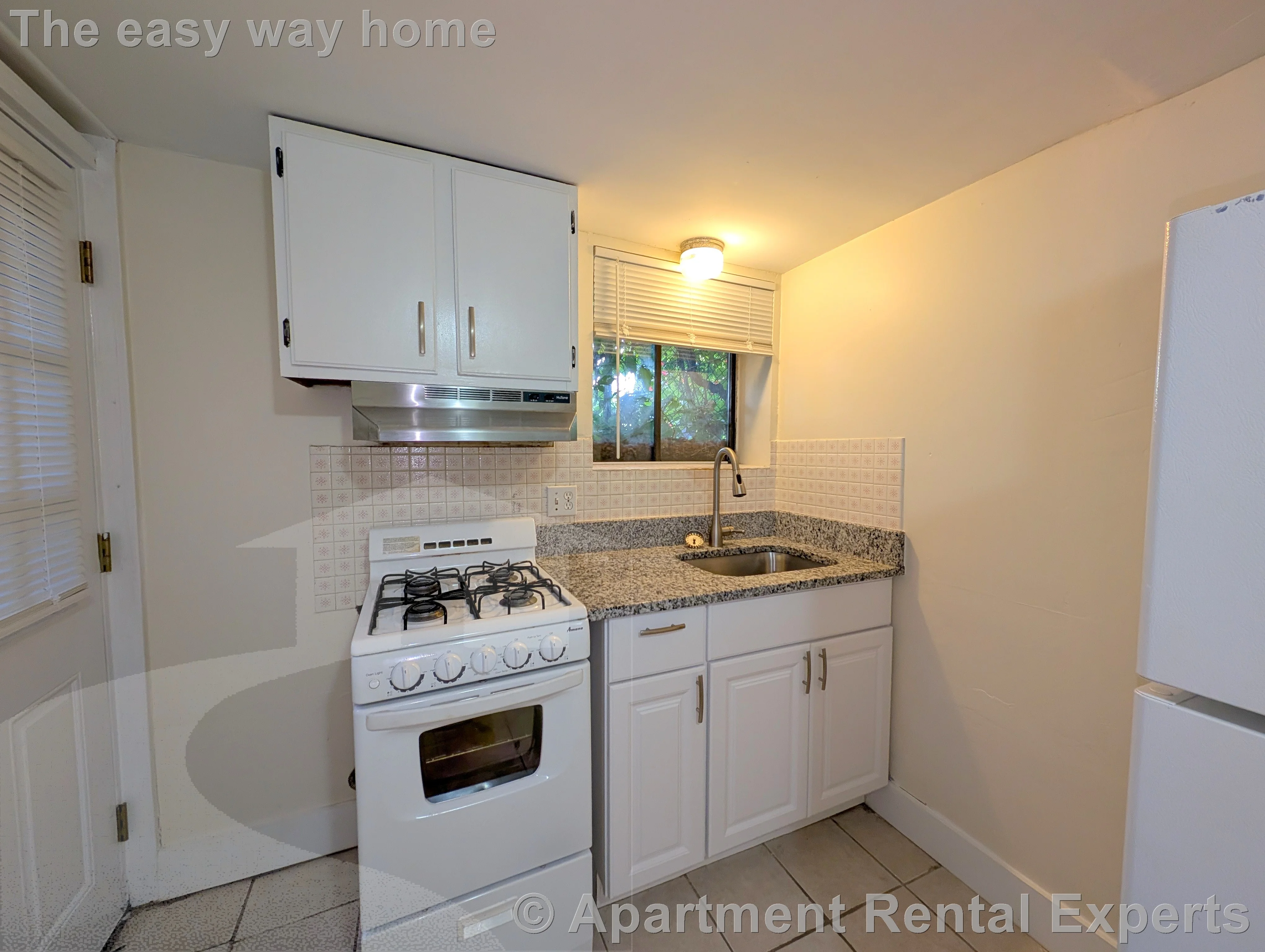 1 bed, 1 bath apartment for rent at 19 Cameron Ave Unit B, Davis Square — photo 8 of 11