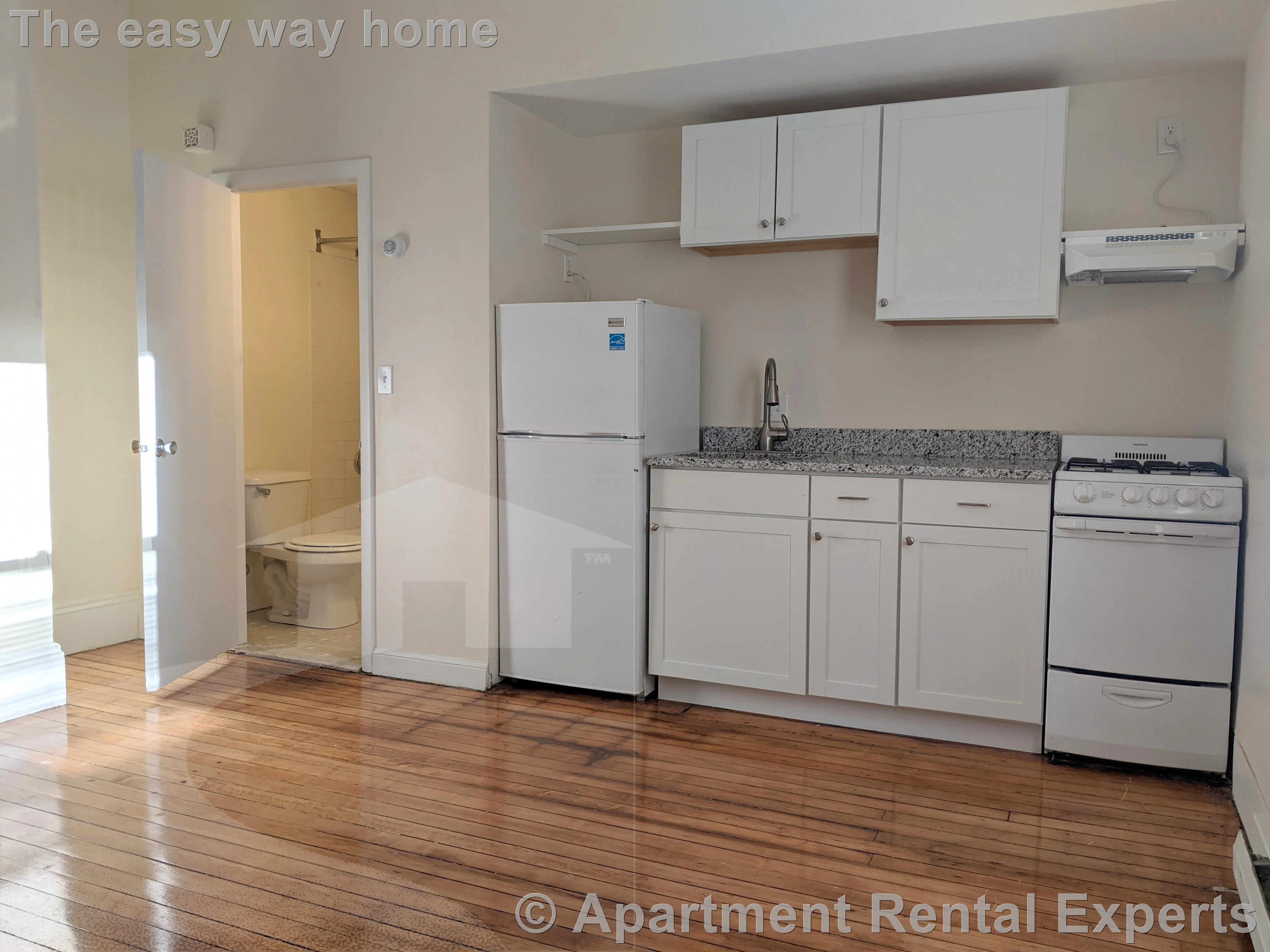 1 bed, 1 bath apartment for rent at 19 Cameron Ave Unit Rear, Davis Square — photo 2 of 14