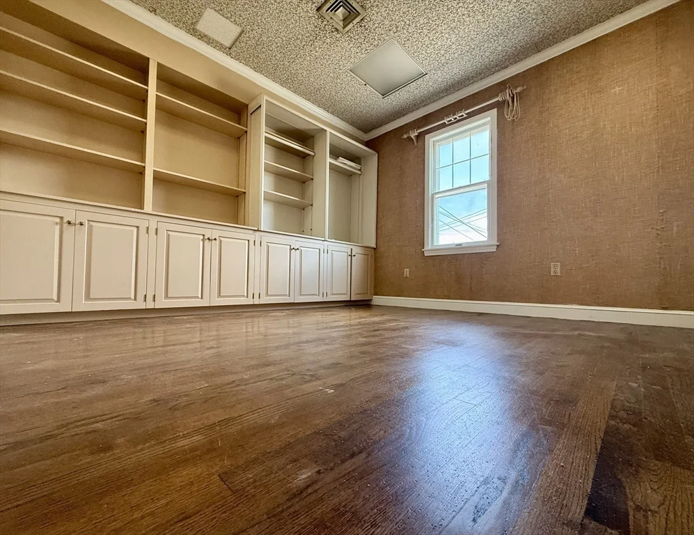 2 bed, 1 bath apartment for rent at 19 Central Unit B, Norwood — photo 4 of 9
