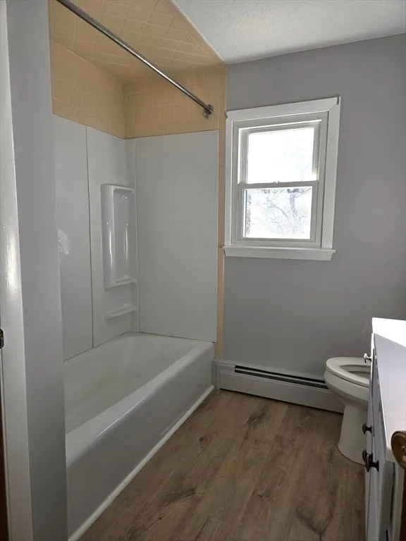 1 bed, 1 bath apartment for rent at 19 Chapman Ave Unit 12, West Brookfield — photo 6 of 8