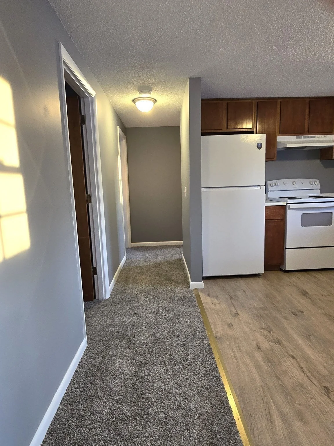 2 bed, 1 bath apartment for rent at 19 Chapman Ave Unit 14, West Brookfield — photo 3 of 9
