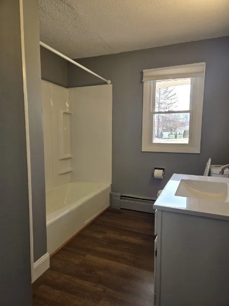 2 bed, 1 bath apartment for rent at 19 Chapman Ave Unit 21, West Brookfield — photo 7 of 11