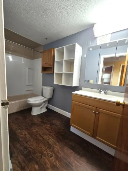 2 bed, 1 bath apartment for rent at 19 Chapman Ave Unit 8, West Brookfield — photo 4 of 9