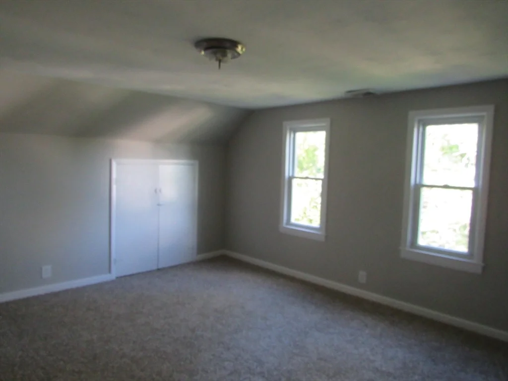 4 bed, 2 bath apartment for rent at 19 Chapman St Unit 2nd Floor, Dracut — photo 15 of 36