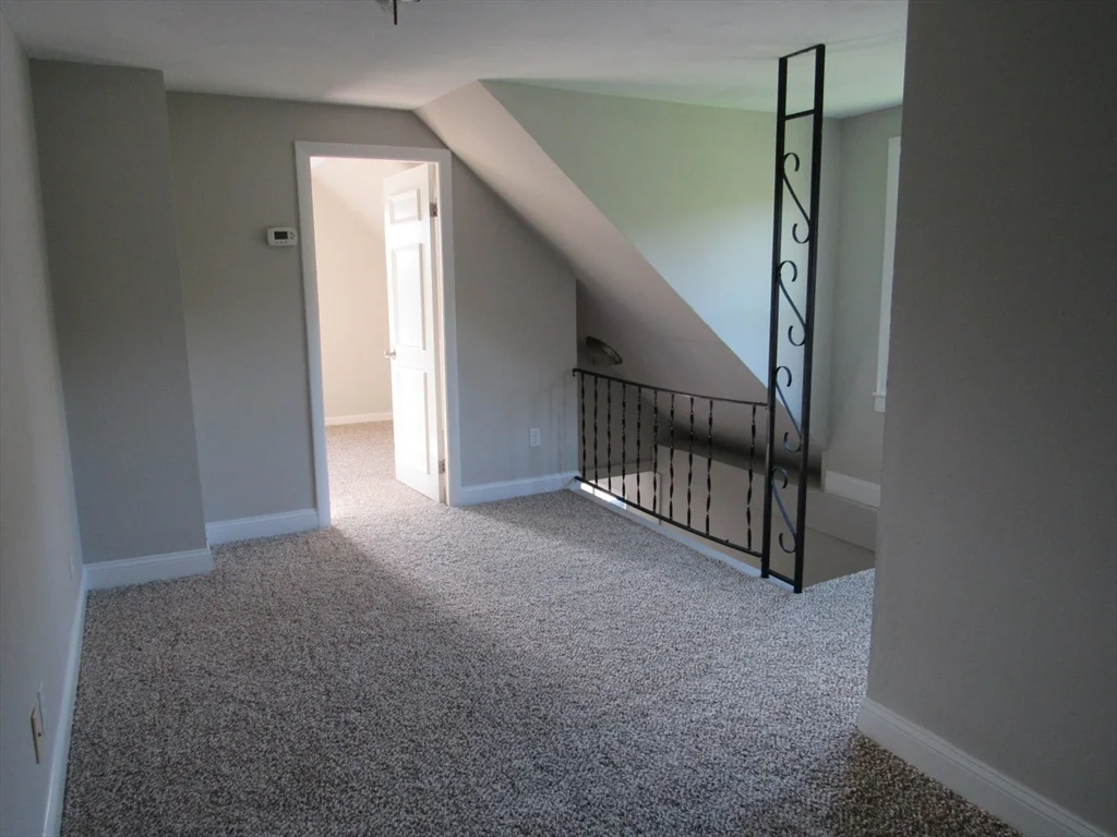 4 bed, 2 bath apartment for rent at 19 Chapman St Unit 2nd Floor, Dracut — photo 18 of 36