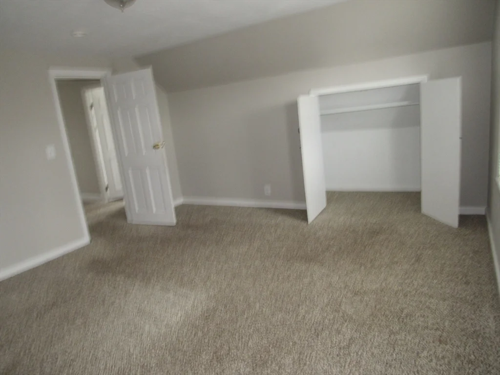 4 bed, 2 bath apartment for rent at 19 Chapman St Unit 2nd Floor, Dracut — photo 25 of 36