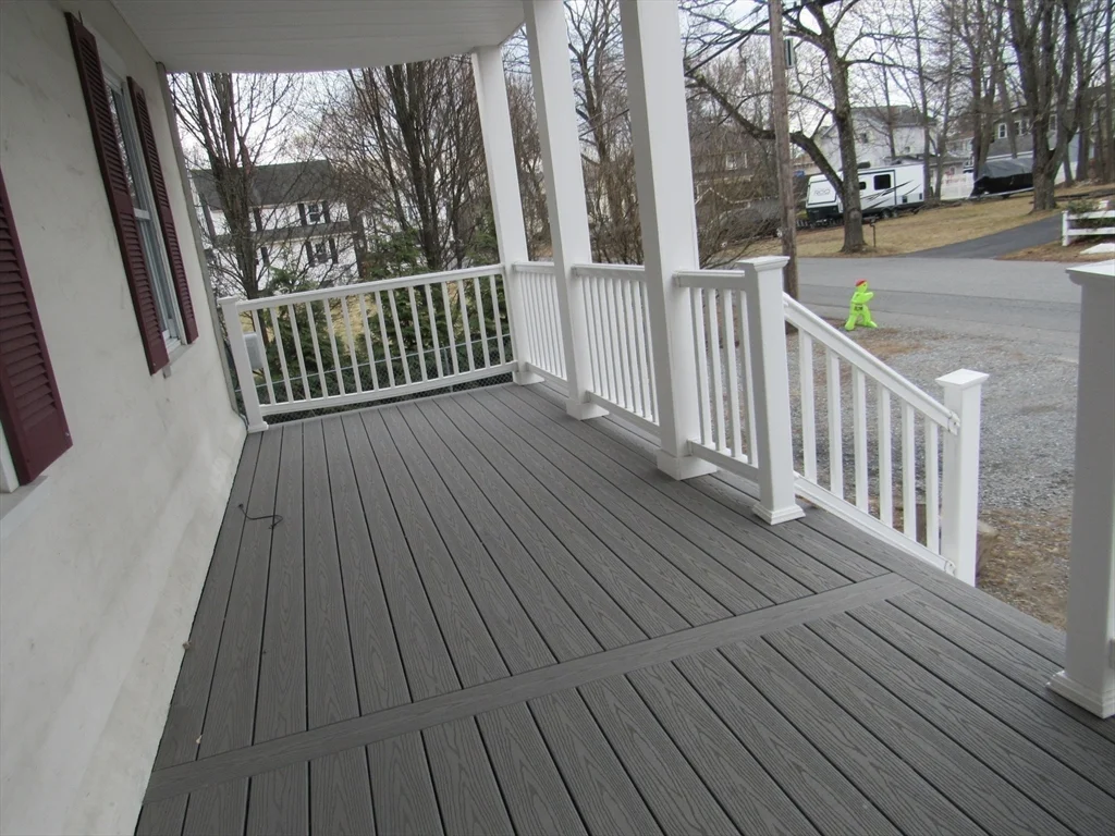 4 bed, 2 bath apartment for rent at 19 Chapman St Unit 2nd Floor, Dracut — photo 31 of 36