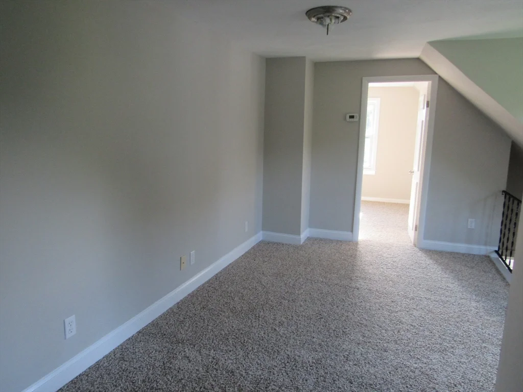 4 bed, 2 bath apartment for rent at 19 Chapman St Unit 2nd Floor, Dracut — photo 13 of 36