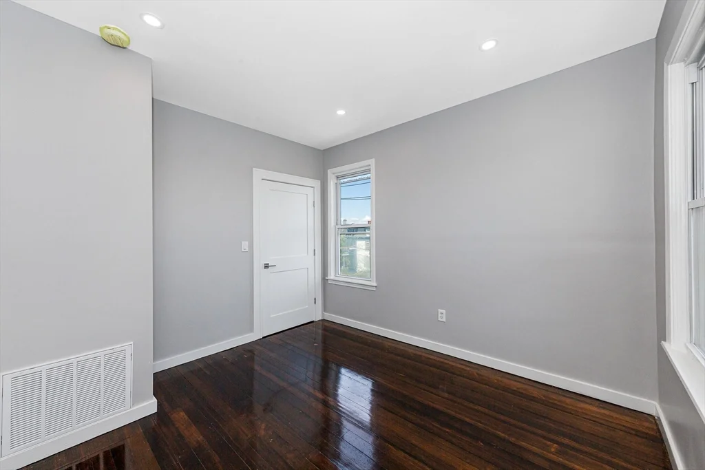 3 bed, 2 bath apartment for rent at 19 Chase St Unit 2, Dorchester — photo 20 of 25